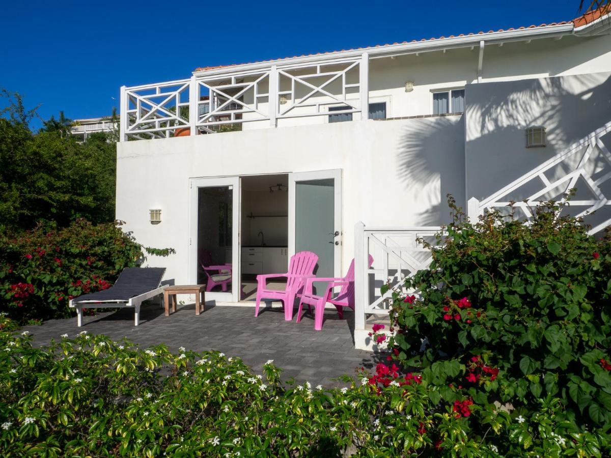 Villa Happy View Willibrordus Exterior photo
